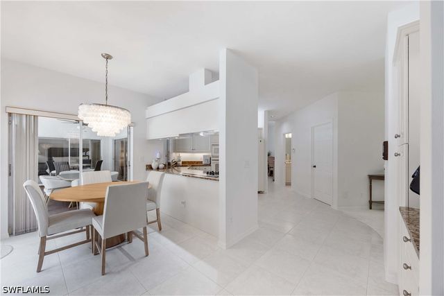 816 Turkey Oak LN, Naples, FL 34108