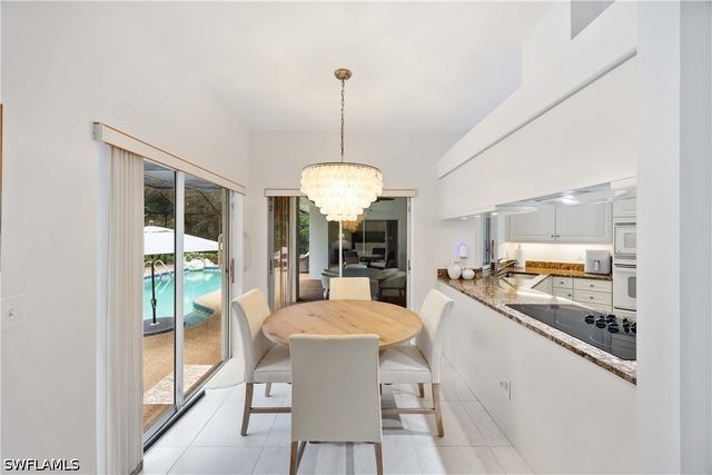816 Turkey Oak LN, Naples, FL 34108