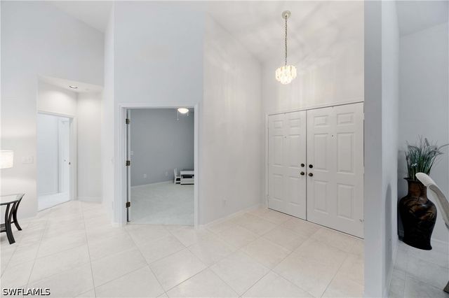 816 Turkey Oak LN, Naples, FL 34108