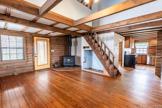 133 Country Oak Dr, La Vernia, TX 78121