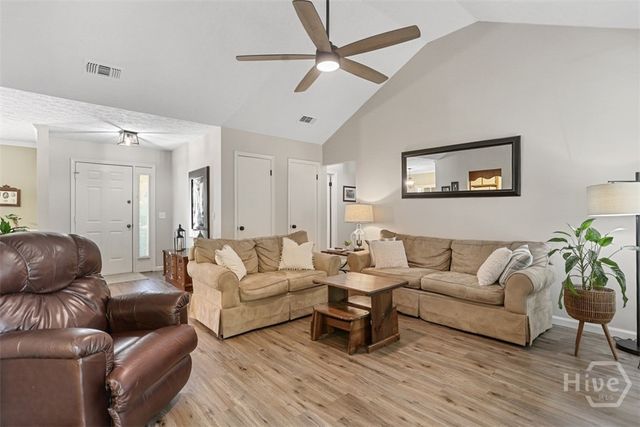 112 Bowsprit Lane, Savannah, GA 31410