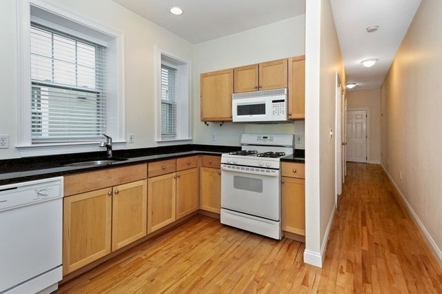 268 Windsor 4, Cambridge, MA 02139