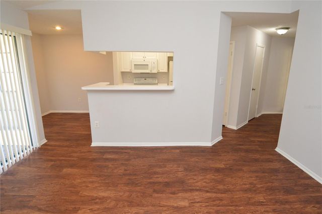 8641 FANCY FINCH DRIVE 204, Tampa, FL 33614