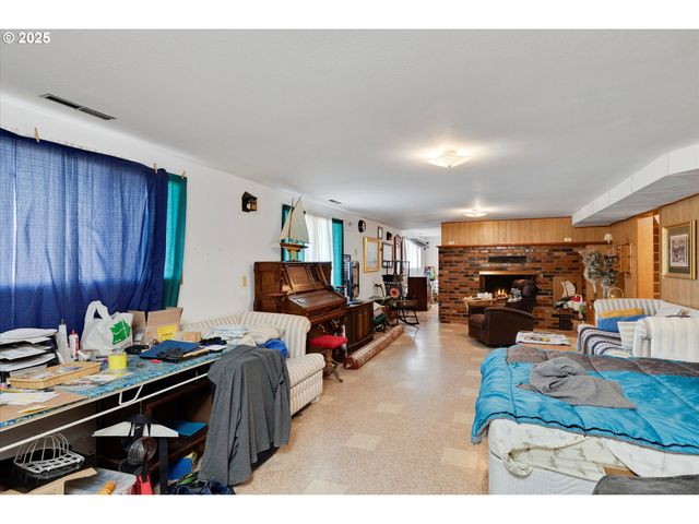 31339 Ne CORRAL CREEK Rd, Newberg, OR 97132