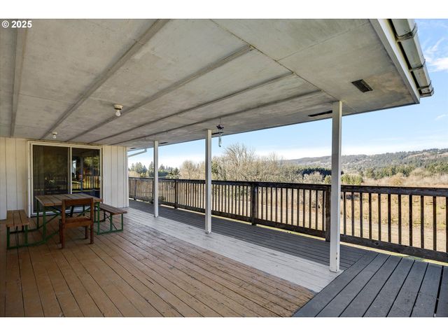 31339 Ne CORRAL CREEK Rd, Newberg, OR 97132