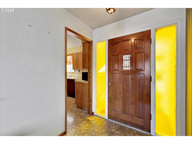 31339 Ne CORRAL CREEK Rd, Newberg, OR 97132