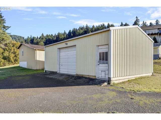 31339 Ne CORRAL CREEK Rd, Newberg, OR 97132