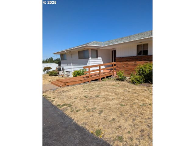 31339 Ne CORRAL CREEK Rd, Newberg, OR 97132