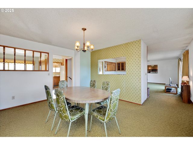 31339 Ne CORRAL CREEK Rd, Newberg, OR 97132