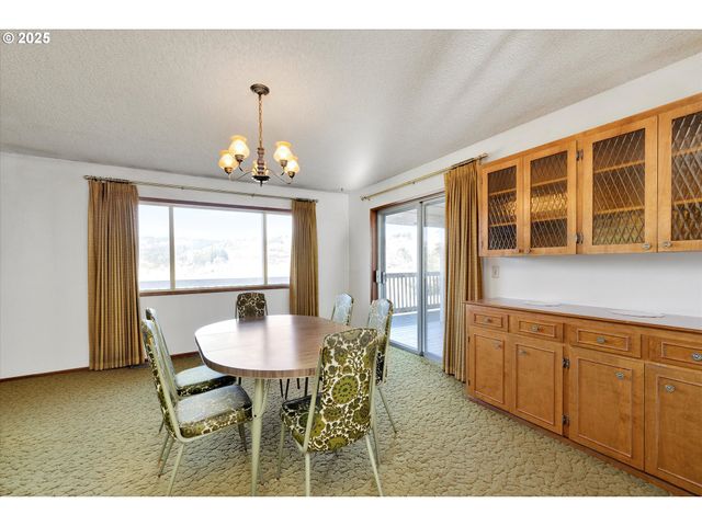 31339 Ne CORRAL CREEK Rd, Newberg, OR 97132