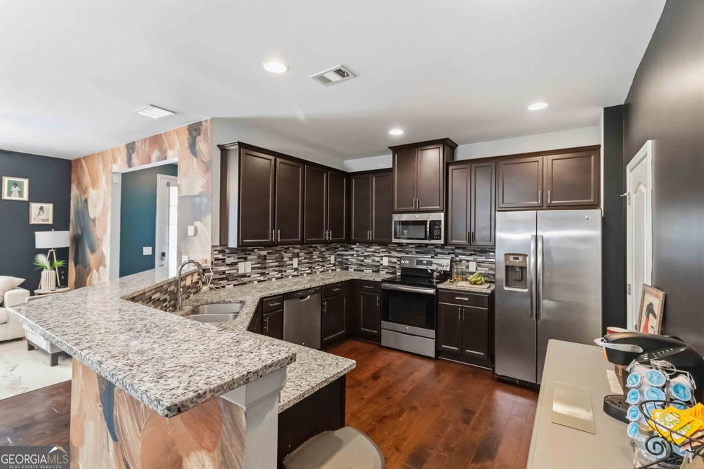 5708 Radford Loop, Fairburn, GA 30213 — photo 5