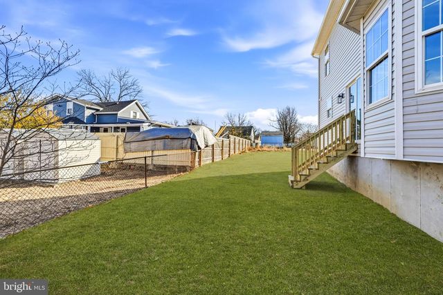 515 CROZIER AVE, National Park, NJ 08063