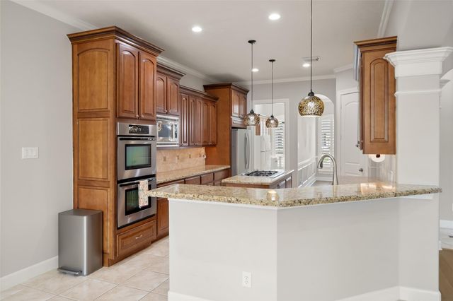 390 Wedgewood Drive, Montgomery, TX 77356