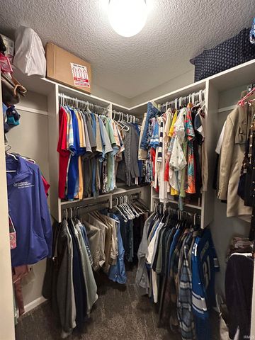 8146 Easthampton Boulevard, Fort Wayne, IN 46835