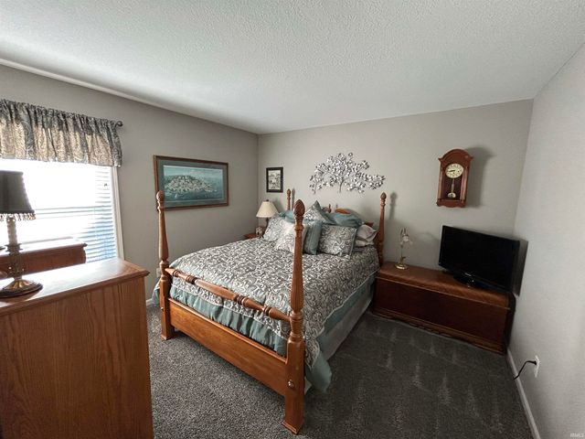 8146 Easthampton Boulevard, Fort Wayne, IN 46835