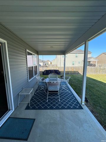 8146 Easthampton Boulevard, Fort Wayne, IN 46835