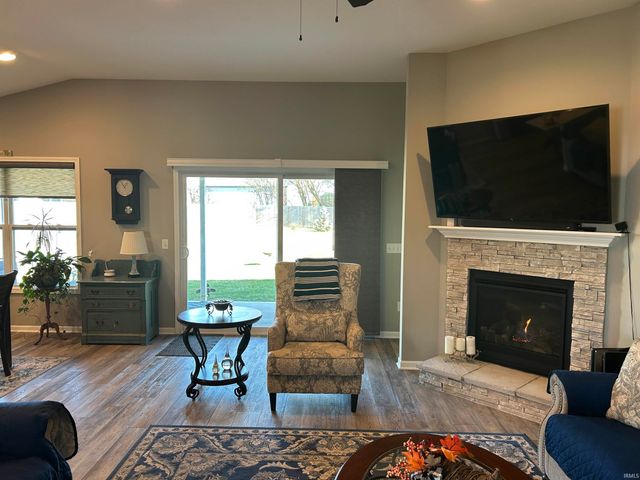 8146 Easthampton Boulevard, Fort Wayne, IN 46835