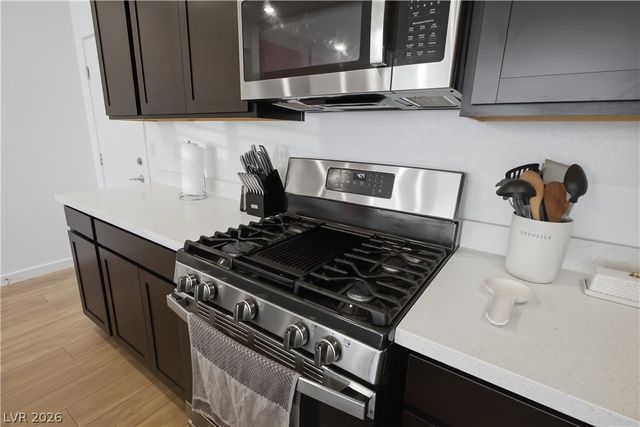 37 Newport Edge Place, Henderson, NV 89015