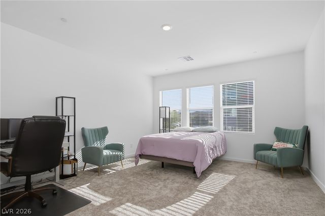 37 Newport Edge Place, Henderson, NV 89015