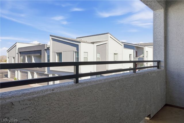 37 Newport Edge Place, Henderson, NV 89015