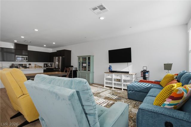 37 Newport Edge Place, Henderson, NV 89015