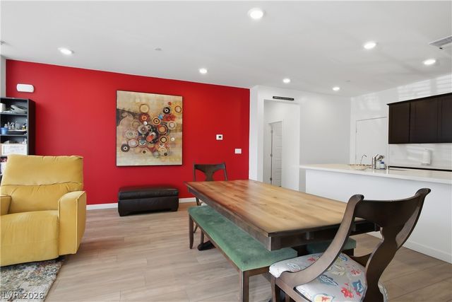 37 Newport Edge Place, Henderson, NV 89015