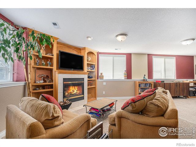 5872 Merganser Court, Longmont, CO 80504
