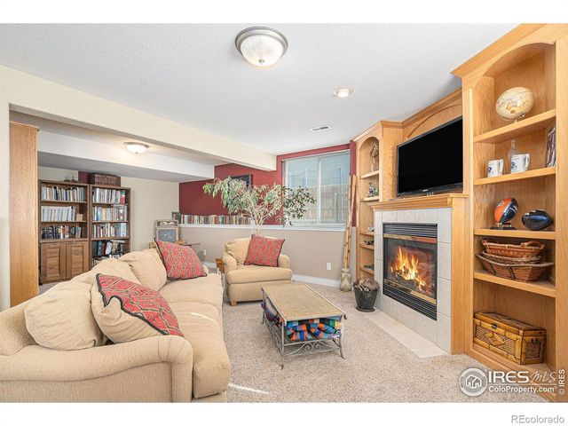 5872 Merganser Court, Longmont, CO 80504