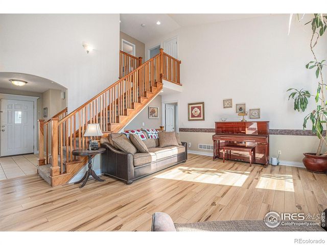 5872 Merganser Court, Longmont, CO 80504