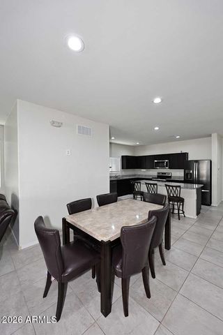 18556 W BUCKSKIN Trail, Wittmann, AZ 85361