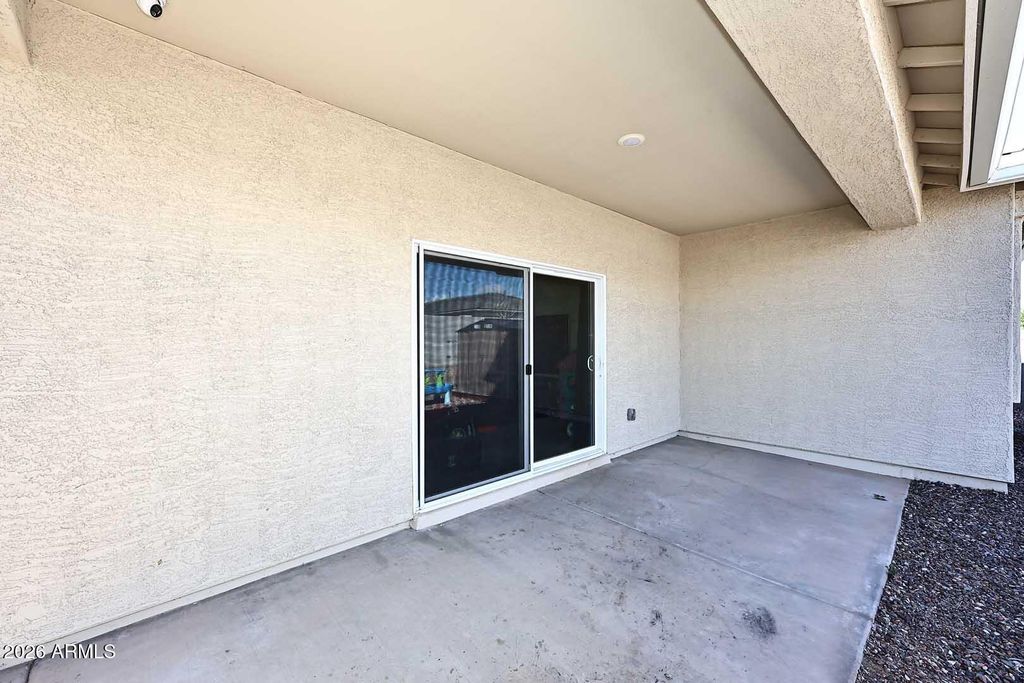 Image 27 of property listing at 18556 W BUCKSKIN Trail, Wittmann, AZ 85361