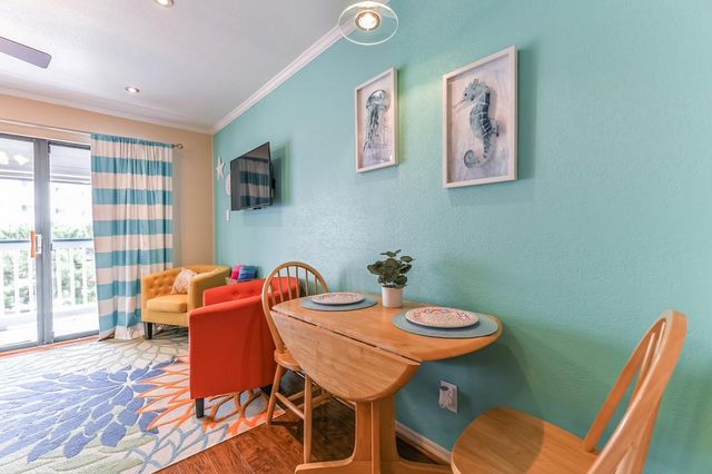 6102 Seawall Boulevard 191, Galveston, TX 77551