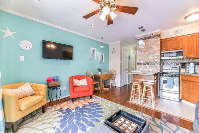 6102 Seawall Boulevard 191, Galveston, TX 77551