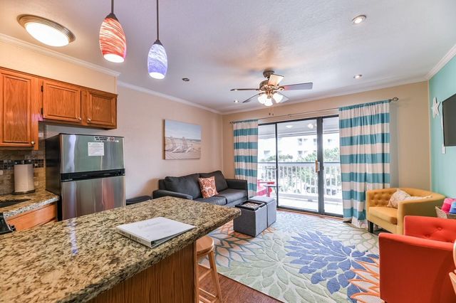 6102 Seawall Boulevard 191, Galveston, TX 77551