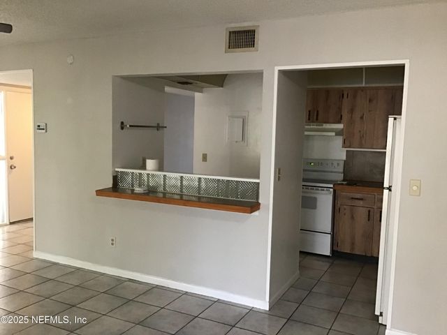 4 TARRAGONA Court, St. Augustine, FL 32086