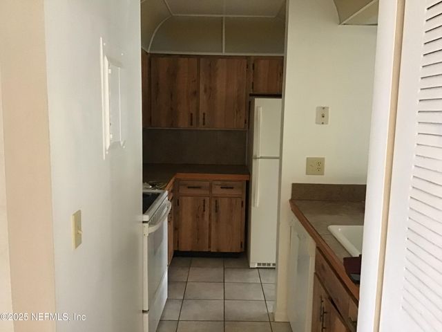 4 TARRAGONA Court, St. Augustine, FL 32086