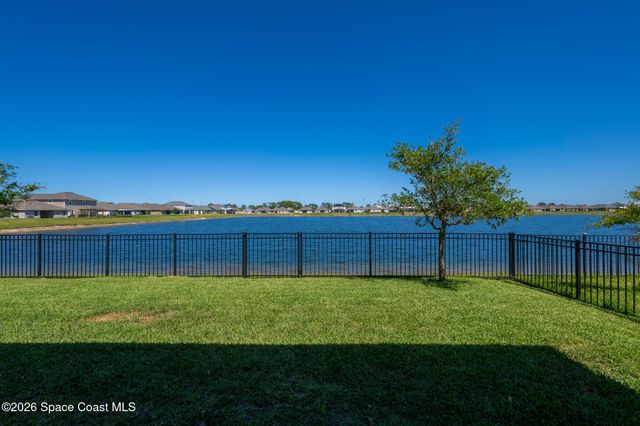 2683 Pinwherry Street NW, Palm Bay, FL 32907