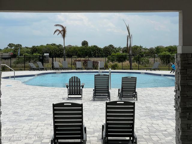 2683 Pinwherry Street NW, Palm Bay, FL 32907