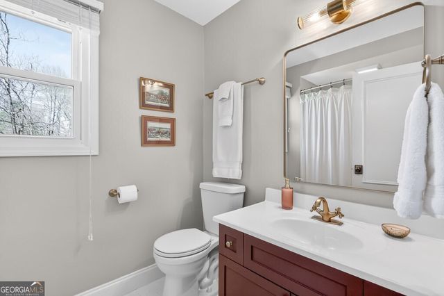 384 Lamplighter Lane SE, Marietta, GA 30067