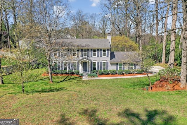 384 Lamplighter Lane SE, Marietta, GA 30067