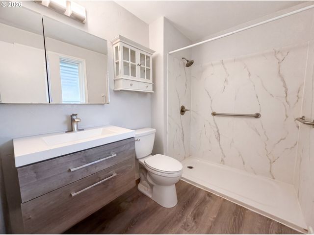 1209 Sw 25TH St, Troutdale, OR 97060