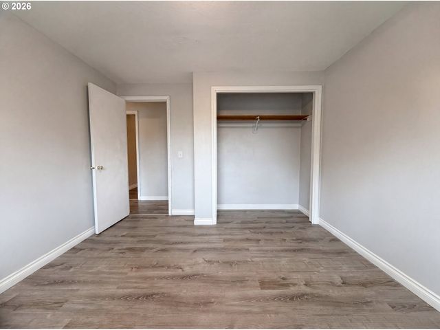 1209 Sw 25TH St, Troutdale, OR 97060