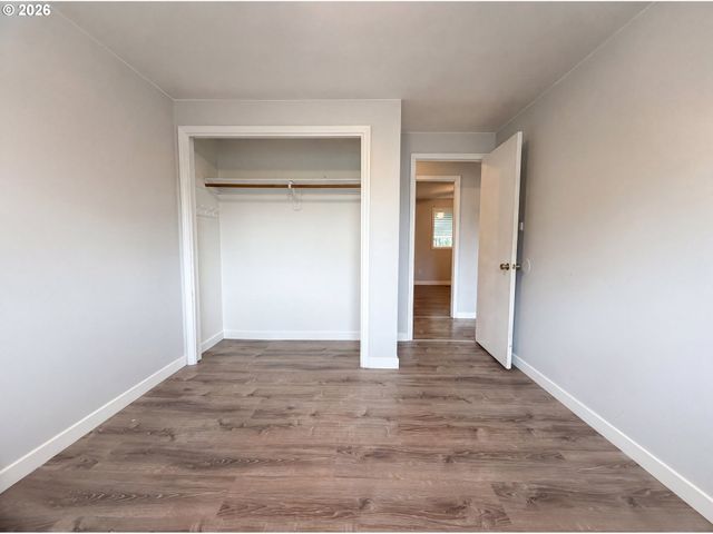 1209 Sw 25TH St, Troutdale, OR 97060