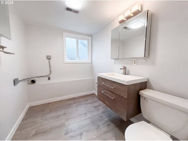 1209 Sw 25TH St, Troutdale, OR 97060