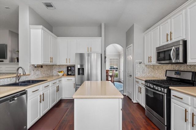 6319 Holden Mills Drive, Spring, TX 77389