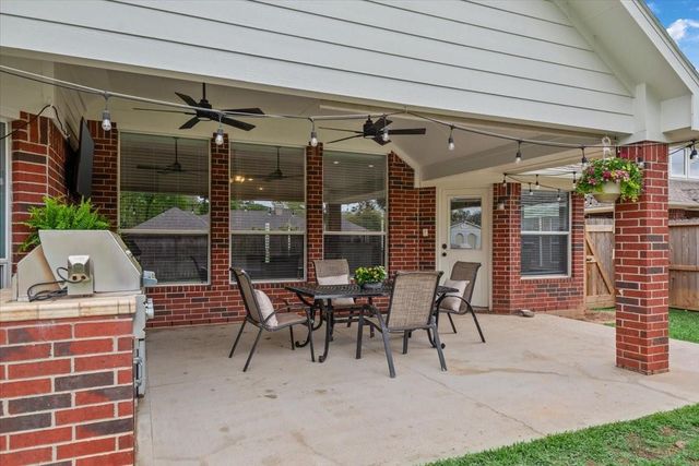 6319 Holden Mills Drive, Spring, TX 77389