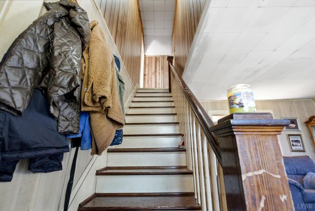 409 Staunton River Landing, Gretna, VA 24557
