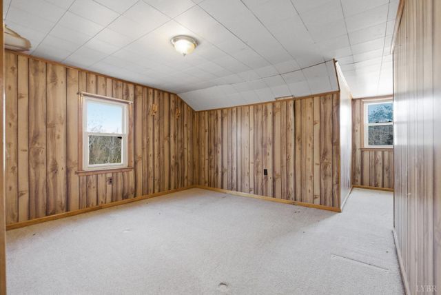 409 Staunton River Landing, Gretna, VA 24557