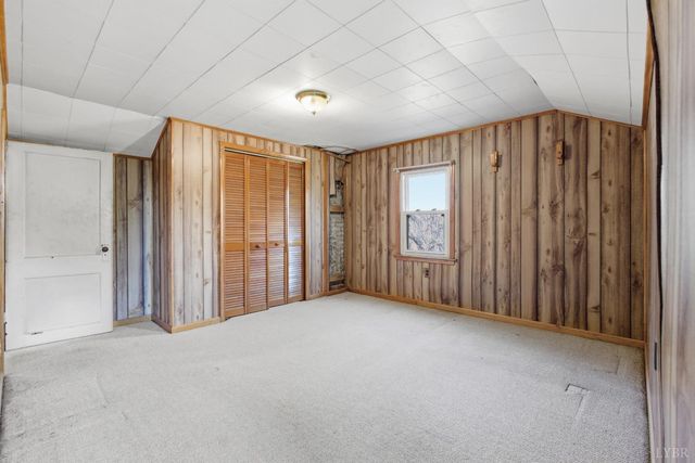 409 Staunton River Landing, Gretna, VA 24557