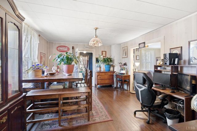 409 Staunton River Landing, Gretna, VA 24557